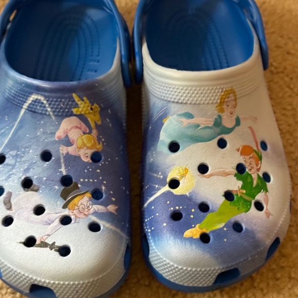Crocs Disney Peter Pan W9 - Picture 1 of 2